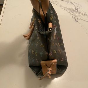 Authentic Dooney & Bourke handbag
